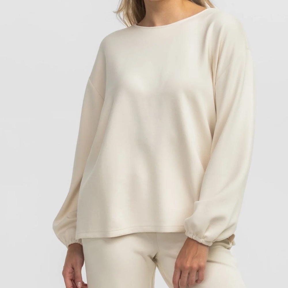 Southern Shirt Co Women's Cream Top in modal “Astro knit” NWT small SSCO